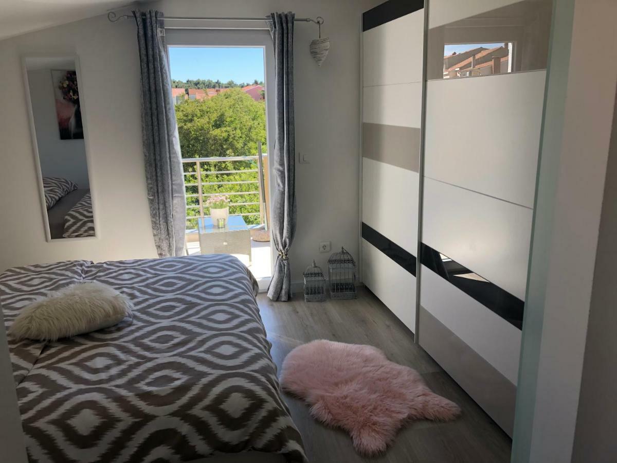 Apartman Gabriel Zadarアパートメント エクステリア 写真