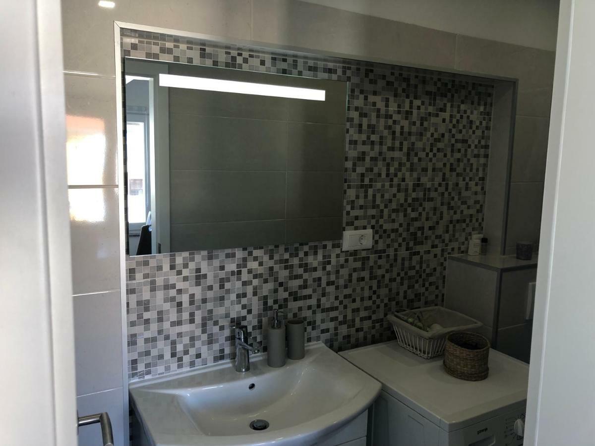 Apartman Gabriel Zadarアパートメント エクステリア 写真