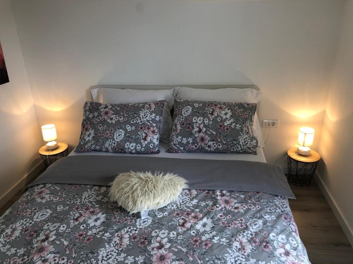 Apartman Gabriel Zadarアパートメント エクステリア 写真